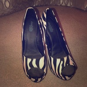 Zebra heels